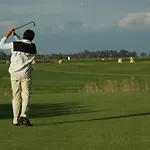 Golf Club בית כפרי מטאפונטו