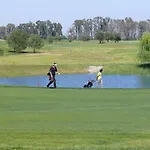 Golf Club * מטאפונטו